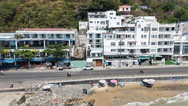 Nhà Phố Hồ Bơi Sân Vườn Vũng Tàu Bãi Dứa - 28 Hạ Long - VT1034