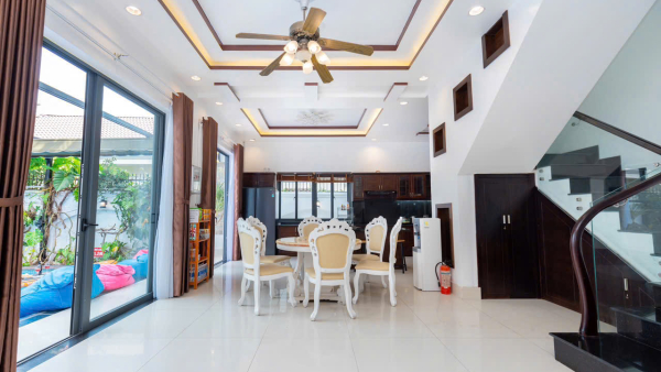 Nhà Phố Hồ Bơi Sân Vườn Vũng Tàu Bãi Sau - 52 Võ Thị Sáu - VT0011