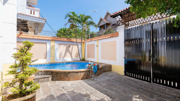 Nhà Phố Hồ Bơi Sân Vườn Vũng Tàu Bãi Sau - 11E Lạc Long Quân - VT0609