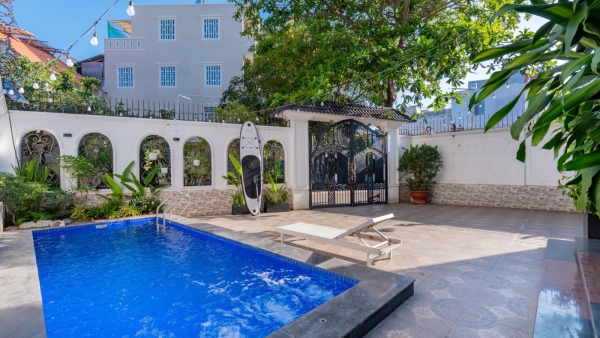 Nhà Phố Hồ Bơi Sân Vườn Vũng Tàu Bãi Sau - G4 Thái Văn Lung - VT0615