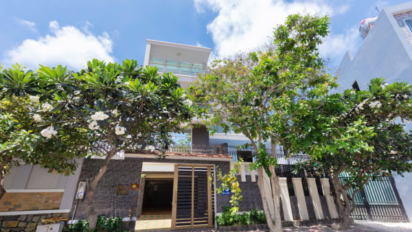 Nhà Phố Hồ Bơi Sân Vườn Vũng Tàu Bãi Sau - F5 Văn Cao - VT0622