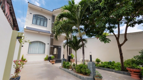 Nhà Phố Hồ Bơi Sân Vườn Vũng Tàu Bãi Sau - 19 Nguyễn Hiền - VT1047