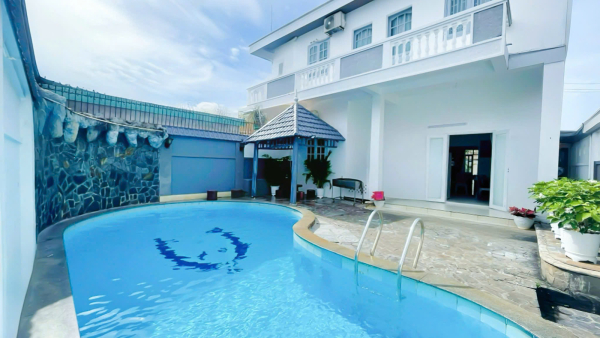 Nhà Phố Hồ Bơi Sân Vườn Vũng Tàu Bãi Sau - 4 Lạc Long Quân - VT0610